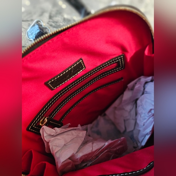 NWT! Dooney & Bourke Zip Pod Backpack - Plum Wine - Picture 3 of 6